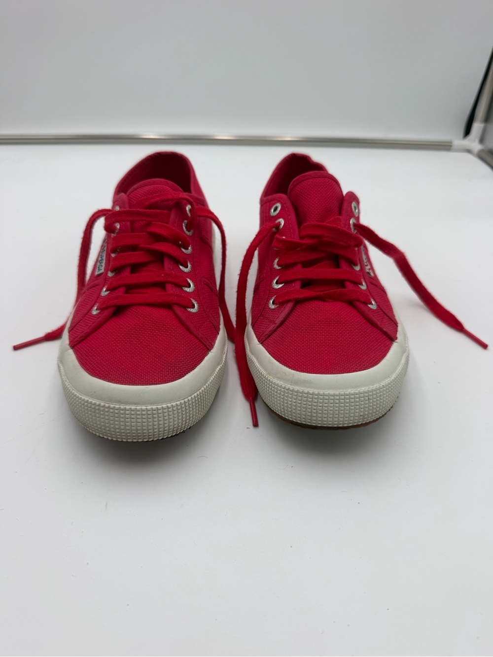 Superga Red Canvas Low Top Sneakers Women’s 9 Men’s 7.5 EU 40 Lace Up Shoes